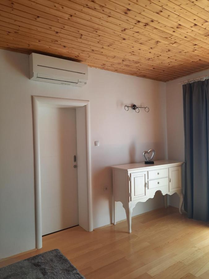 Apartment Jakovcevic Zadar Ngoại thất bức ảnh
